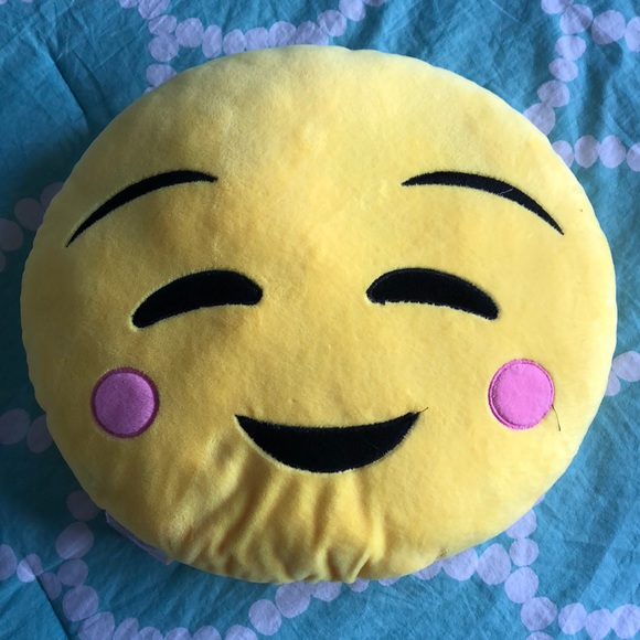 Blushing Emoji Pillow (FREE WITH $40+ PURCHASE) - Picture 1 of 3